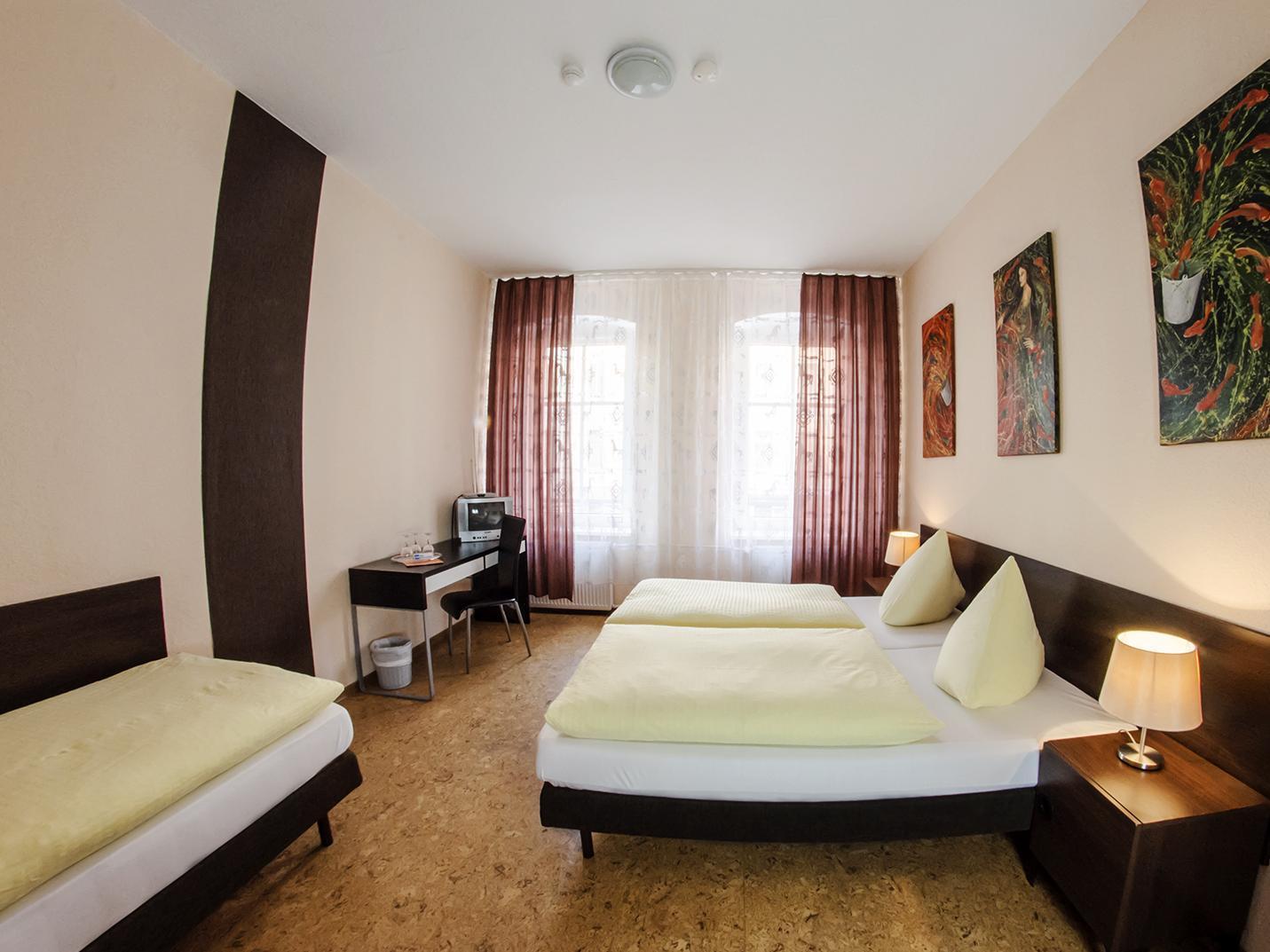 ברלין Hotel-Pension Victoria מראה חיצוני תמונה